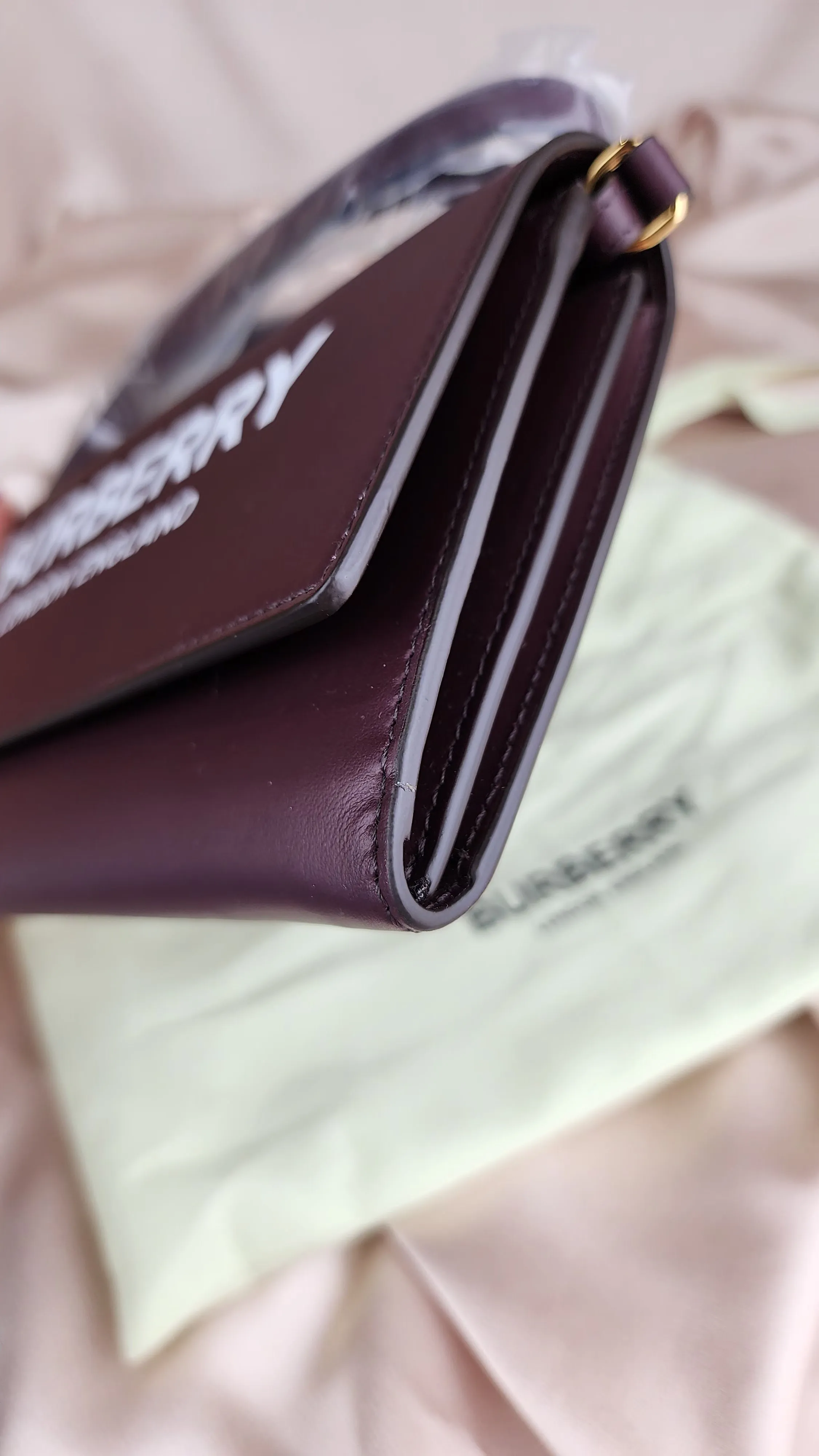 Burberry Mahogany Red Leather Hazelmere Wallet On Strap Bag