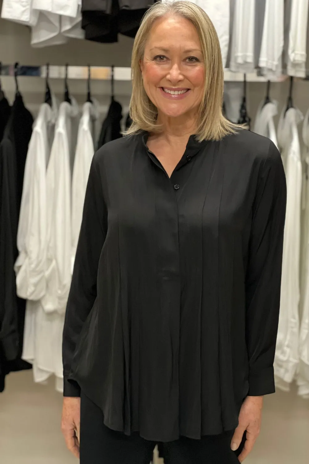 Duo Pleat Shirt | Black