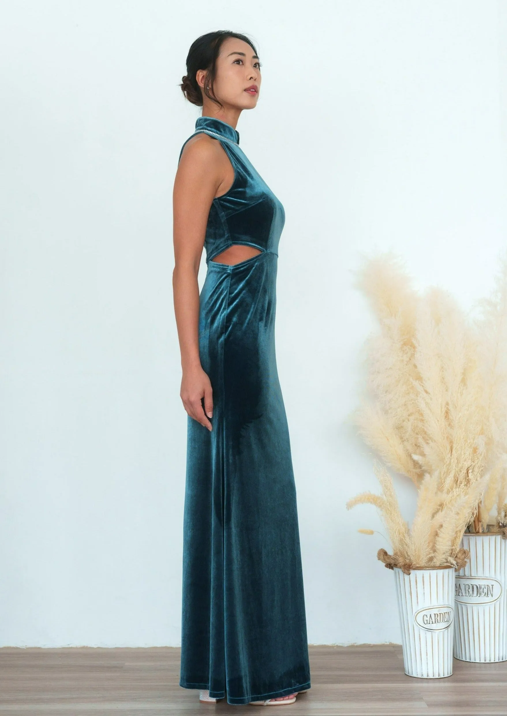 Holly Cut-Out Velvet Maxi Qipao (Blue Grey)